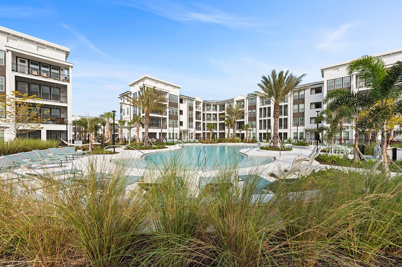 Lunara Apartments